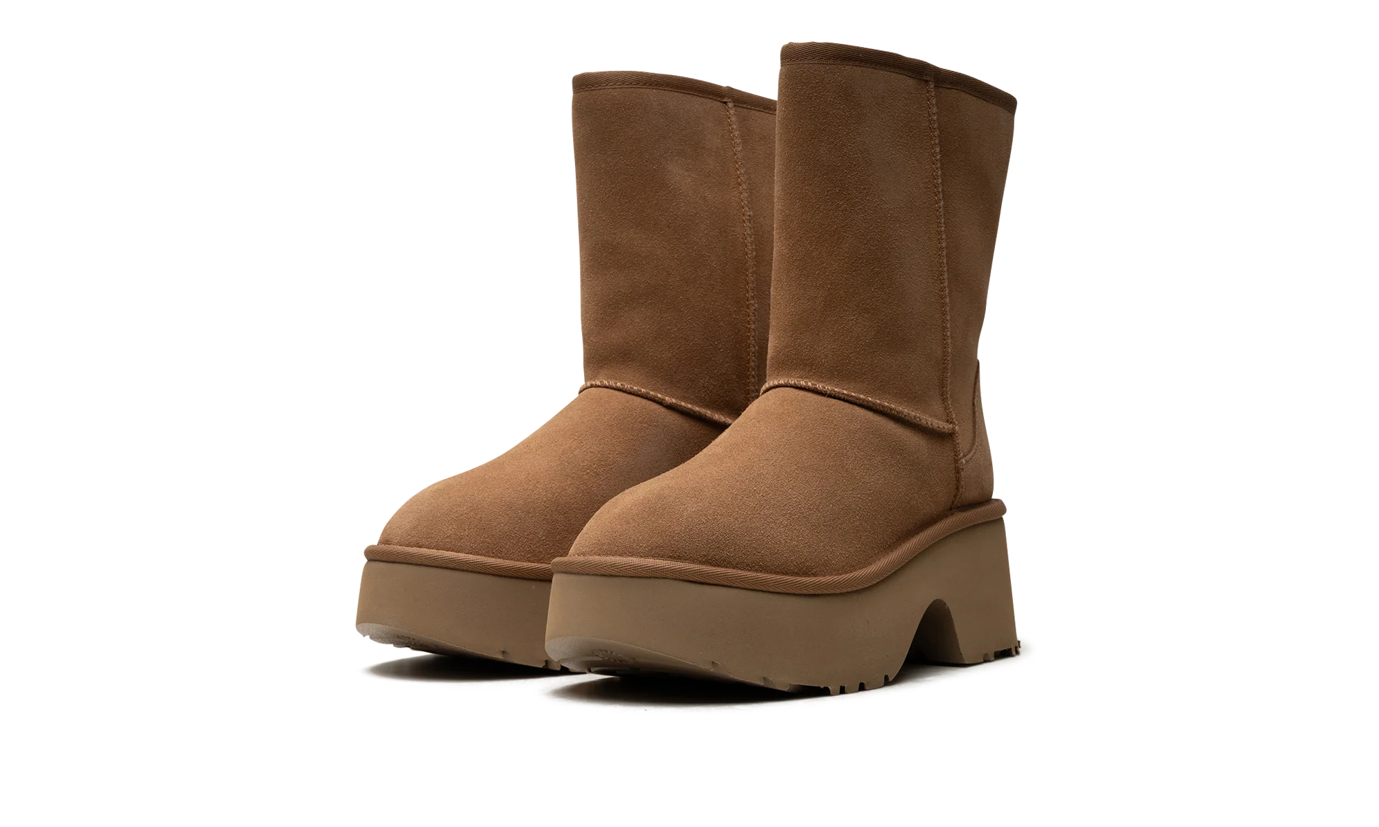 Classic Short New Heights Boot WMNS "Chestnut" 1158310 CHE