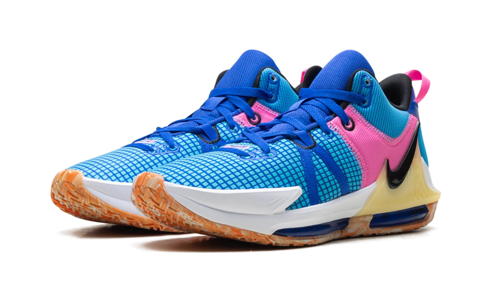 LeBron Witness 7 "Hyper Royal" DM1123 400