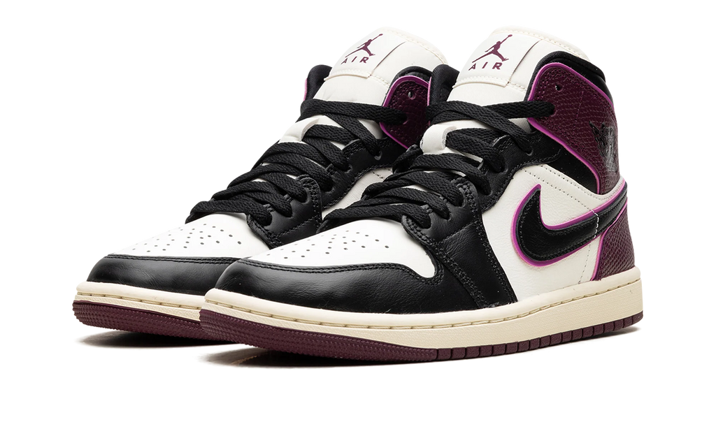 Air Jordan 1 "Bordeaux" FQ7818 101