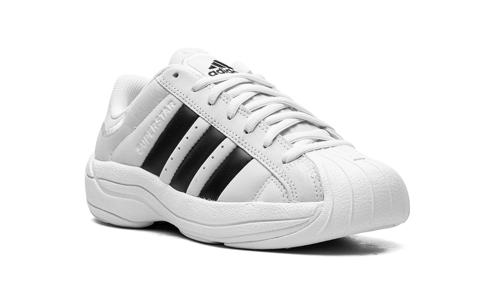 Superstar Millenium "White / Black" IE8560