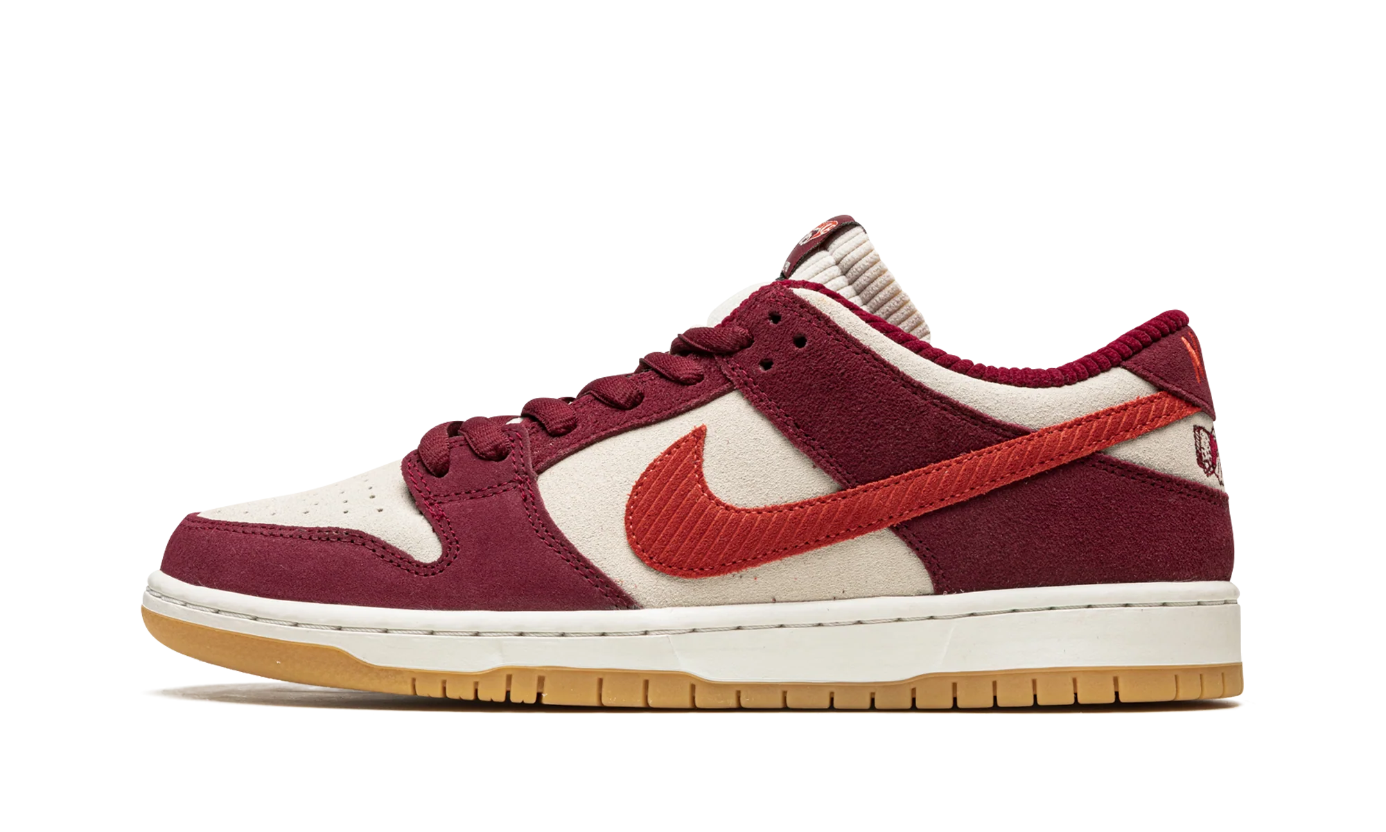SB Dunk Low "Skate Like A Girl" DX4589 600