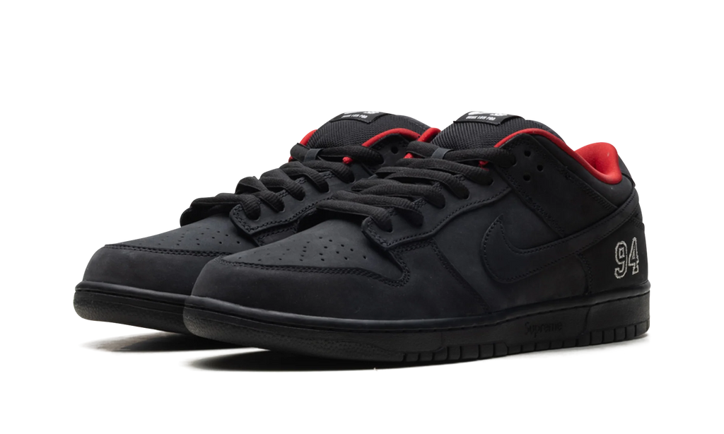 SB Dunk Low "Supreme - Black" HQ8487 001