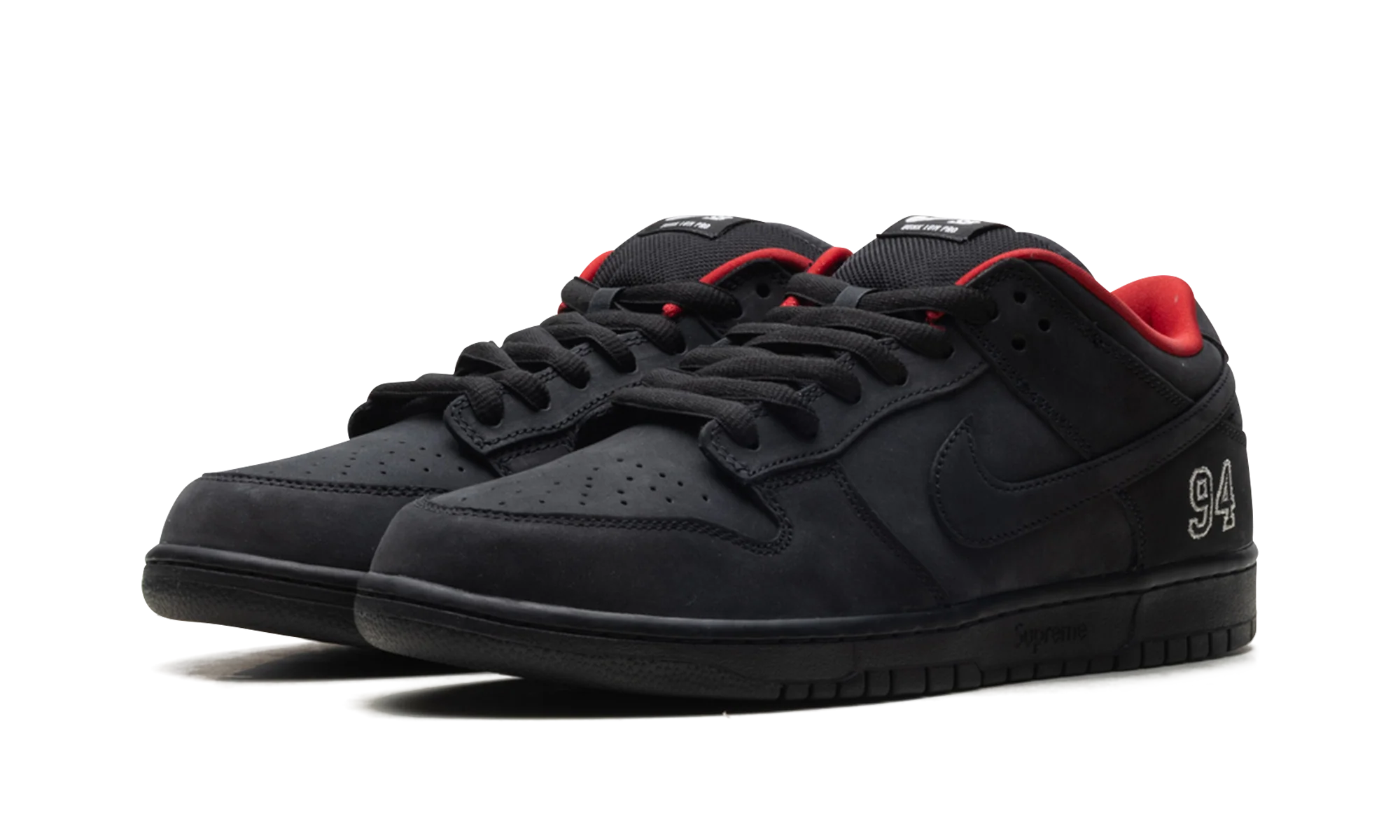 SB Dunk Low "Supreme - Black" HQ8487 001