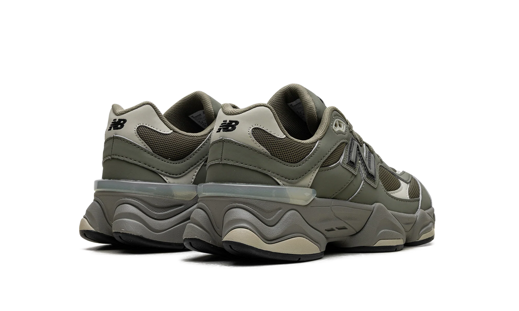 9060 GS "Dark Olivine" GC9060GD