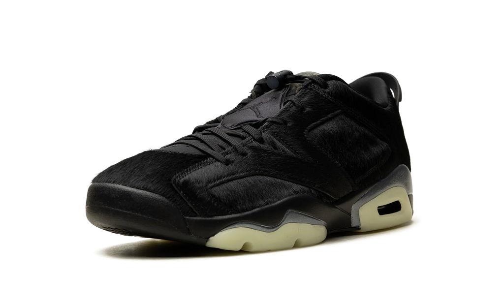 Air Jordan 6 WMNS "Blackout" IO9786 001