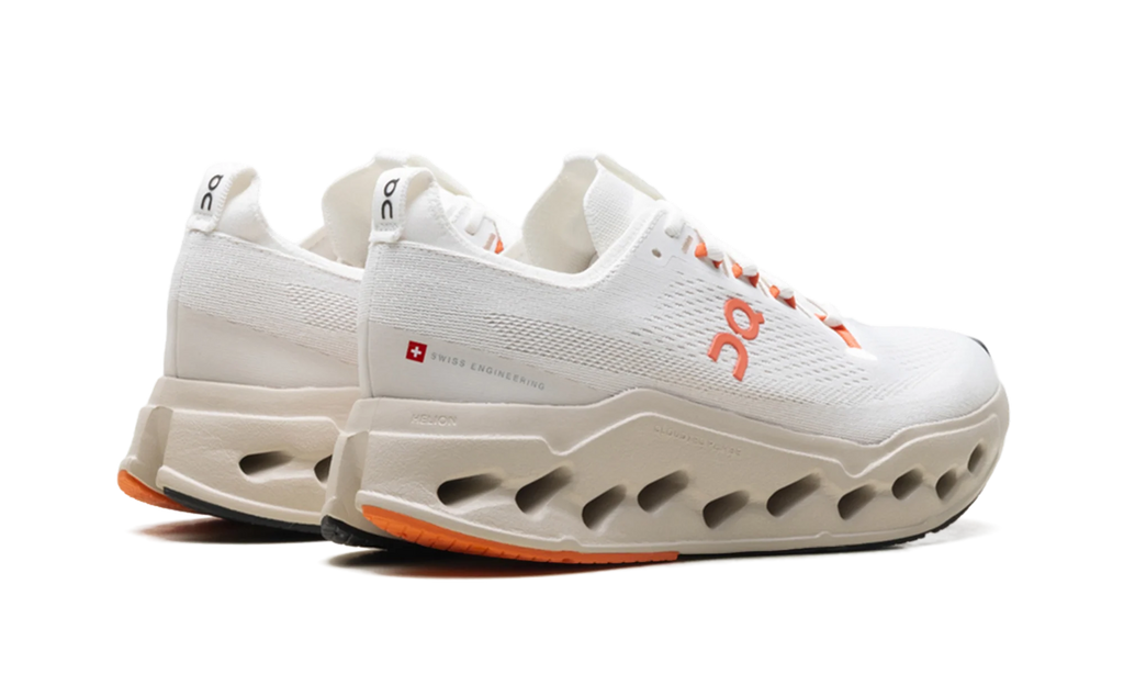 Cloudsurfer Max WMNS "Ivory / Salmon" 3WF30223297