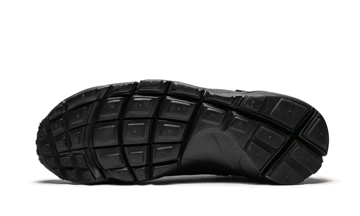 Air Footscape NM "Comme des Garcons Black" BV0075 001