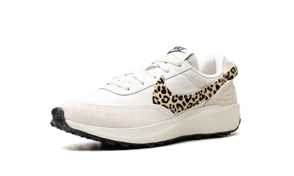 Waffle Debut Wmns "Phantom Summit White Black Sesame" HF1856 001