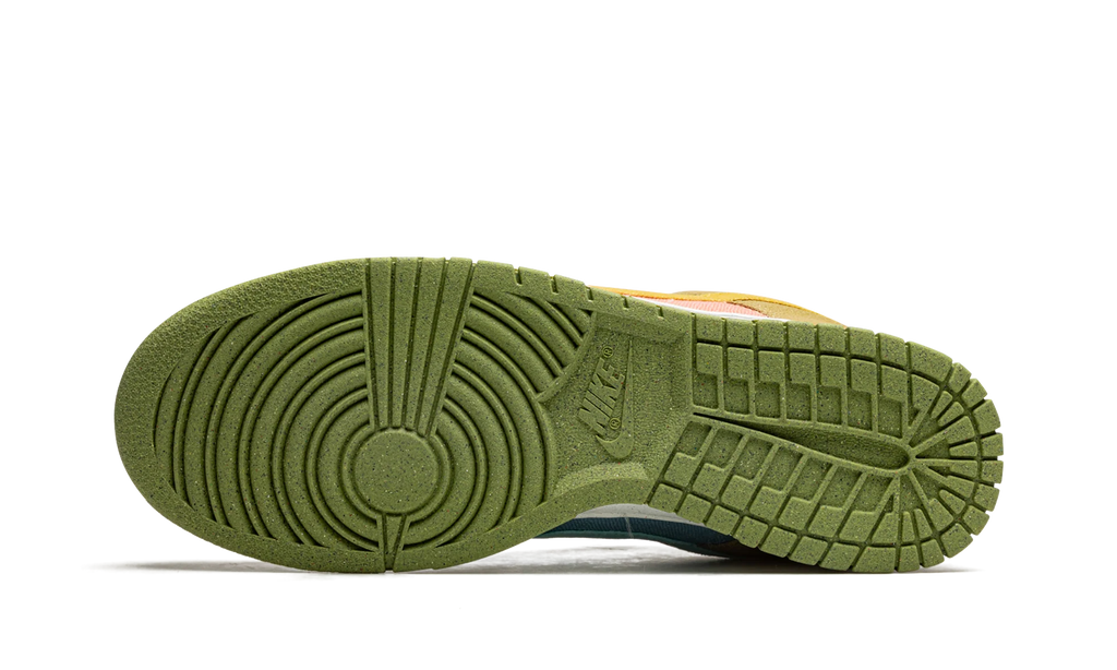 Dunk Low "Sun Club" DM0583 800