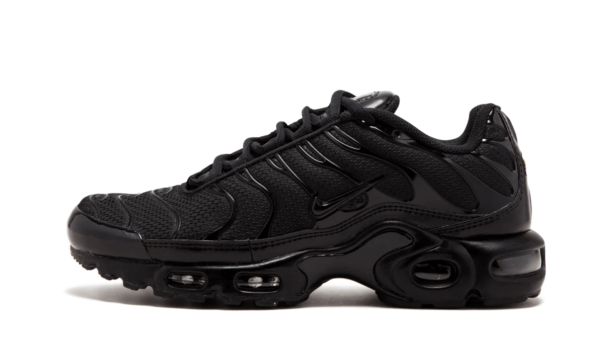 Air Max Plus "Triple Black" 604133 050