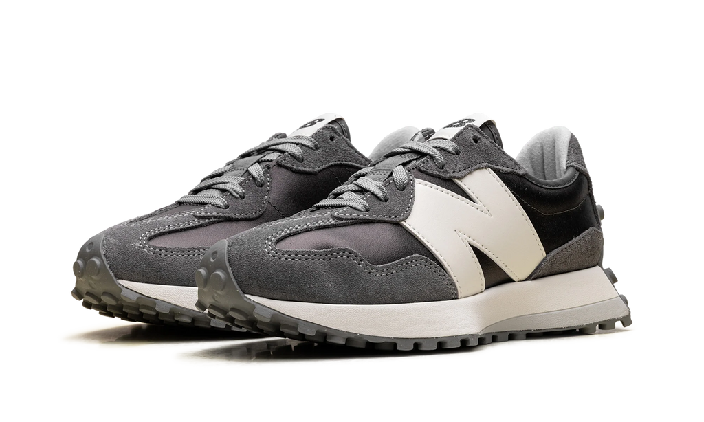 327 WMNS "Black Metallic Castlerock" WS327GLB