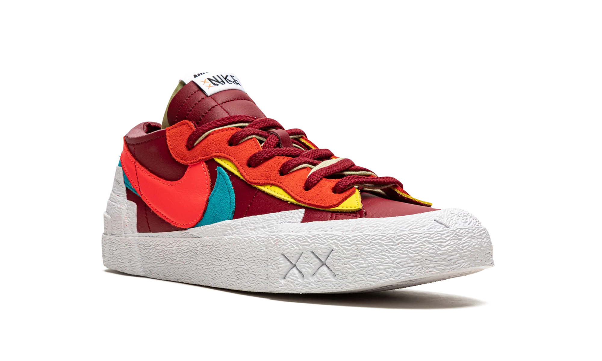 Blazer Low "Sacai - Kaws Red" DM7901 600