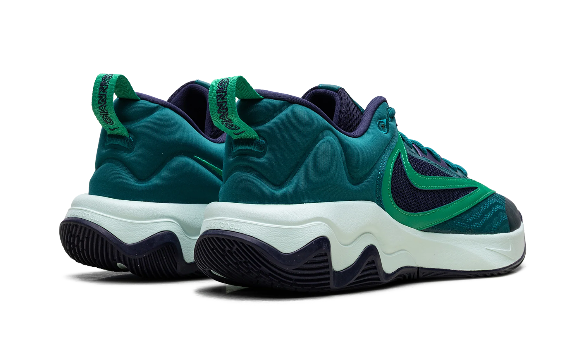 Giannis Immortality 3 "Geode Teal Purple" DZ7533 301