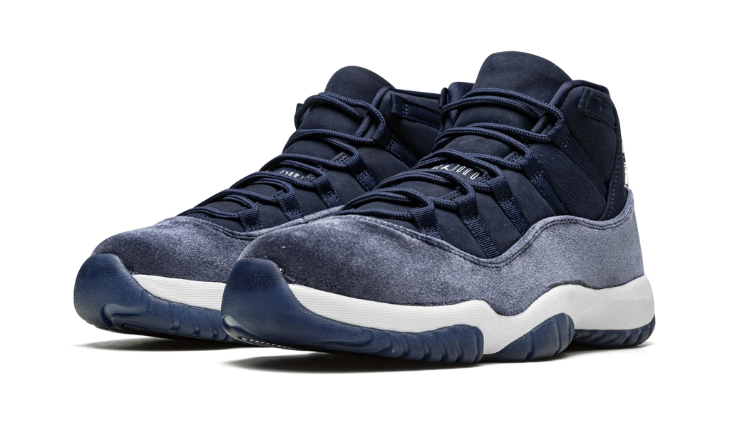 AIR JORDAN 11 VELVET WMNS "Midnight Navy" AR0715 441
