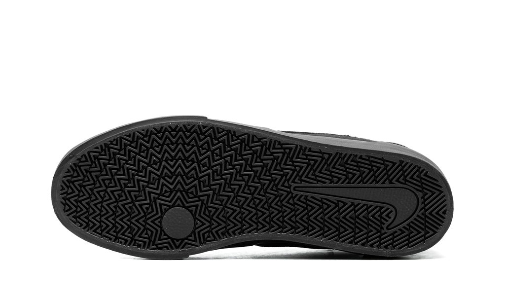 Charge Canvas SB "Triple Black" CD6279 001