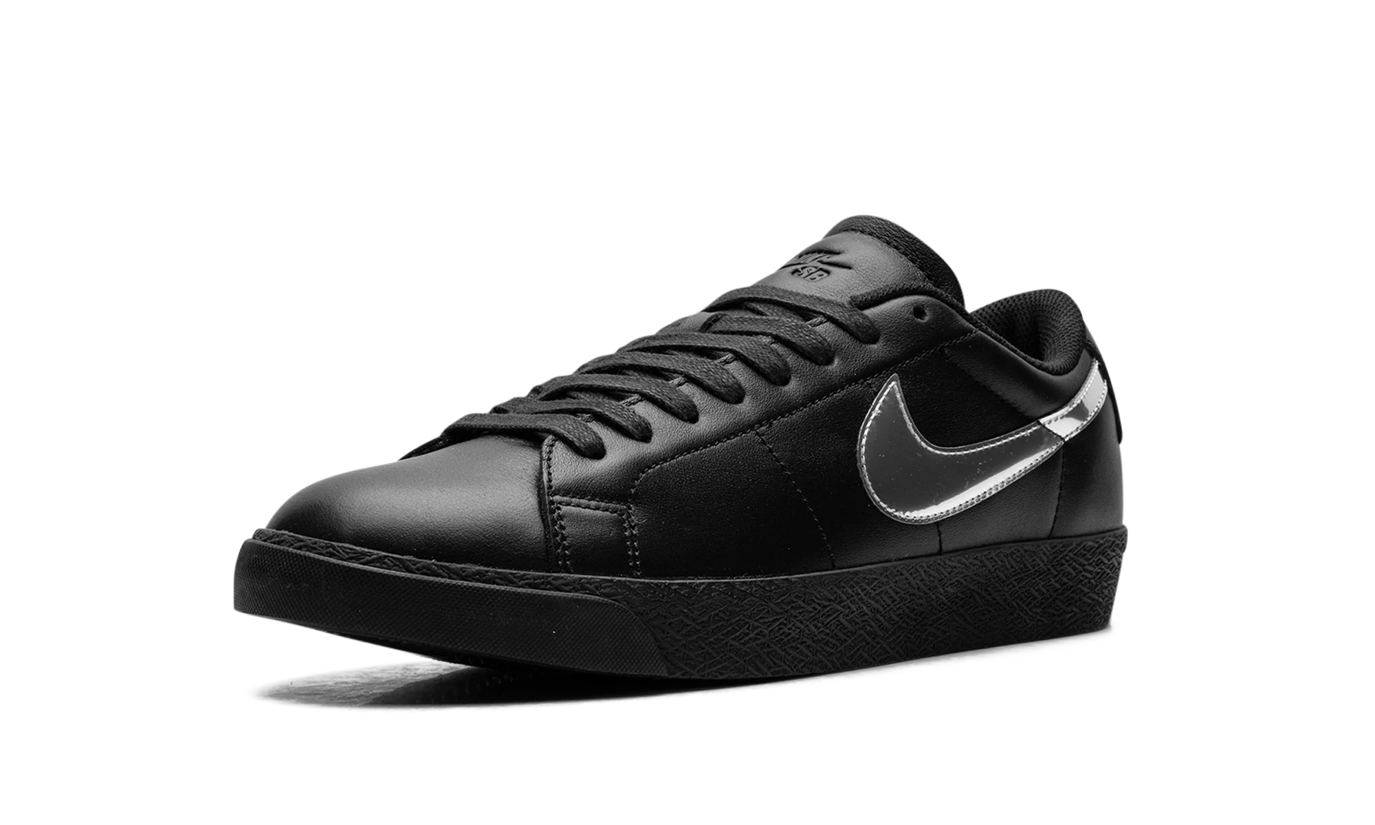 SB Zoom Blazer Low "Dancer Skateboards" HJ6703 001