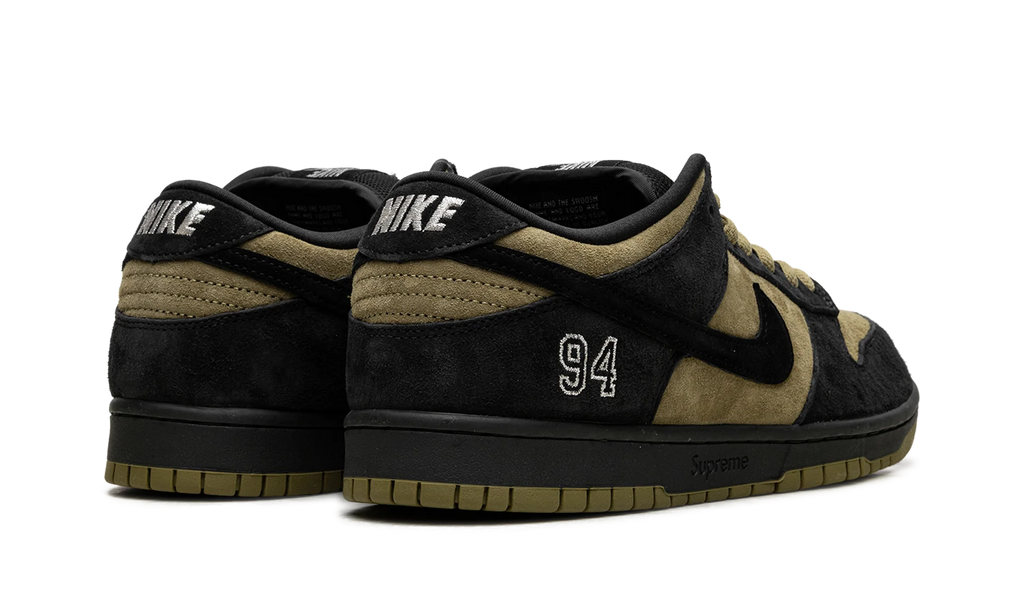 SB Dunk Low "Supreme - Camper Green" HQ8487 300