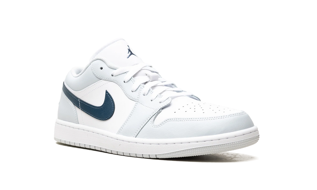 Air Jordan 1 Low "Aura / Squadron Blue" 553558 400