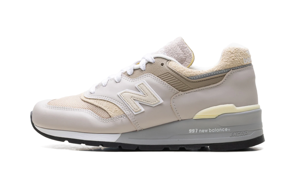 997 "Made in USA - Moonrock / Driftwood" U997GG