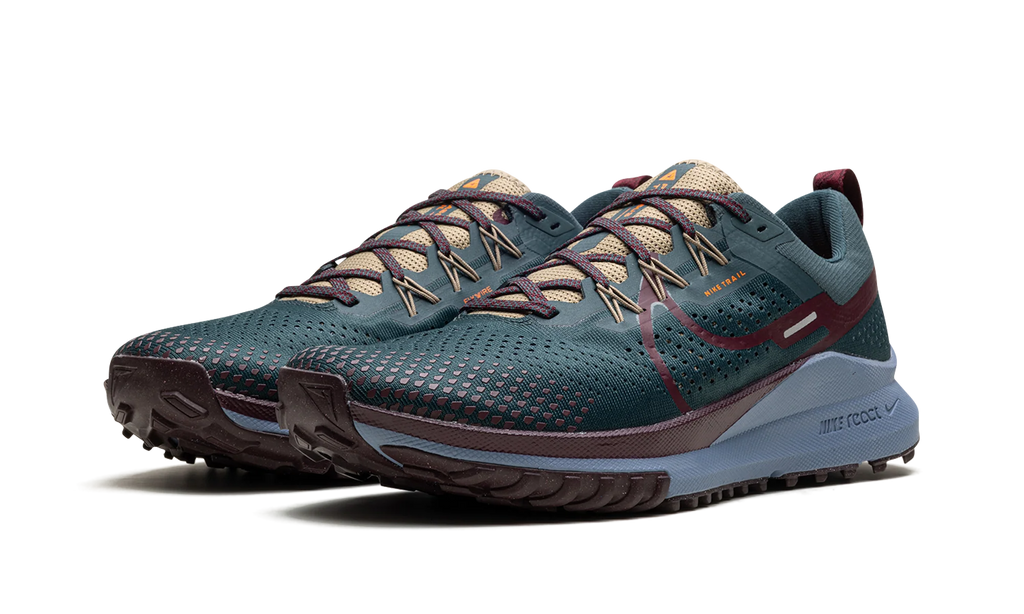 React Pegasus Trail 4 "Deep Jungle" DJ6158 300