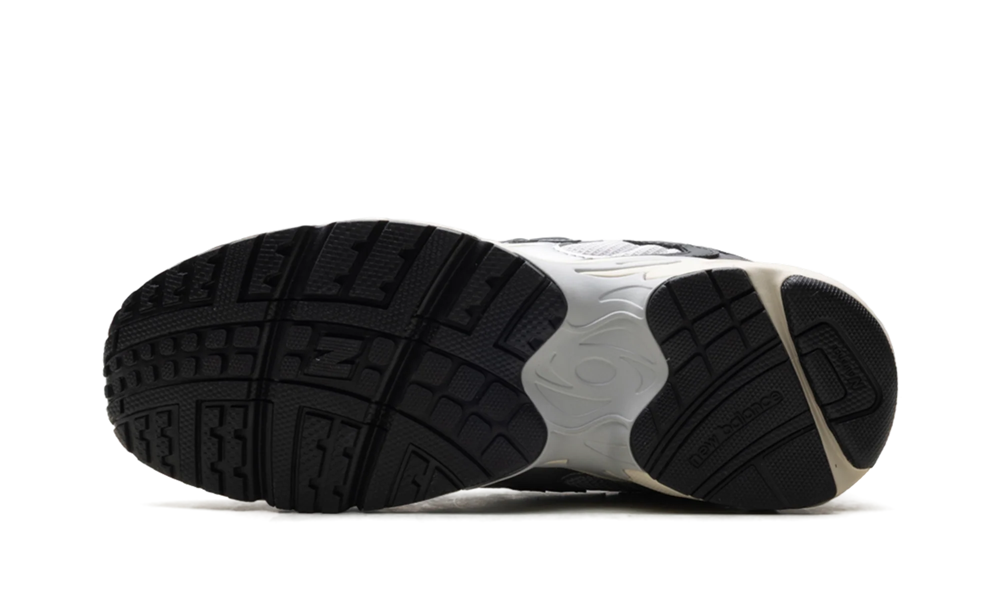 725v1 "Grey Matter Black" ML725CE