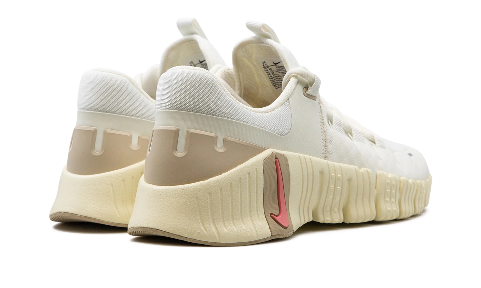 Free Metcon 5 WMNS "Sail Sanddrift" DV3950 100