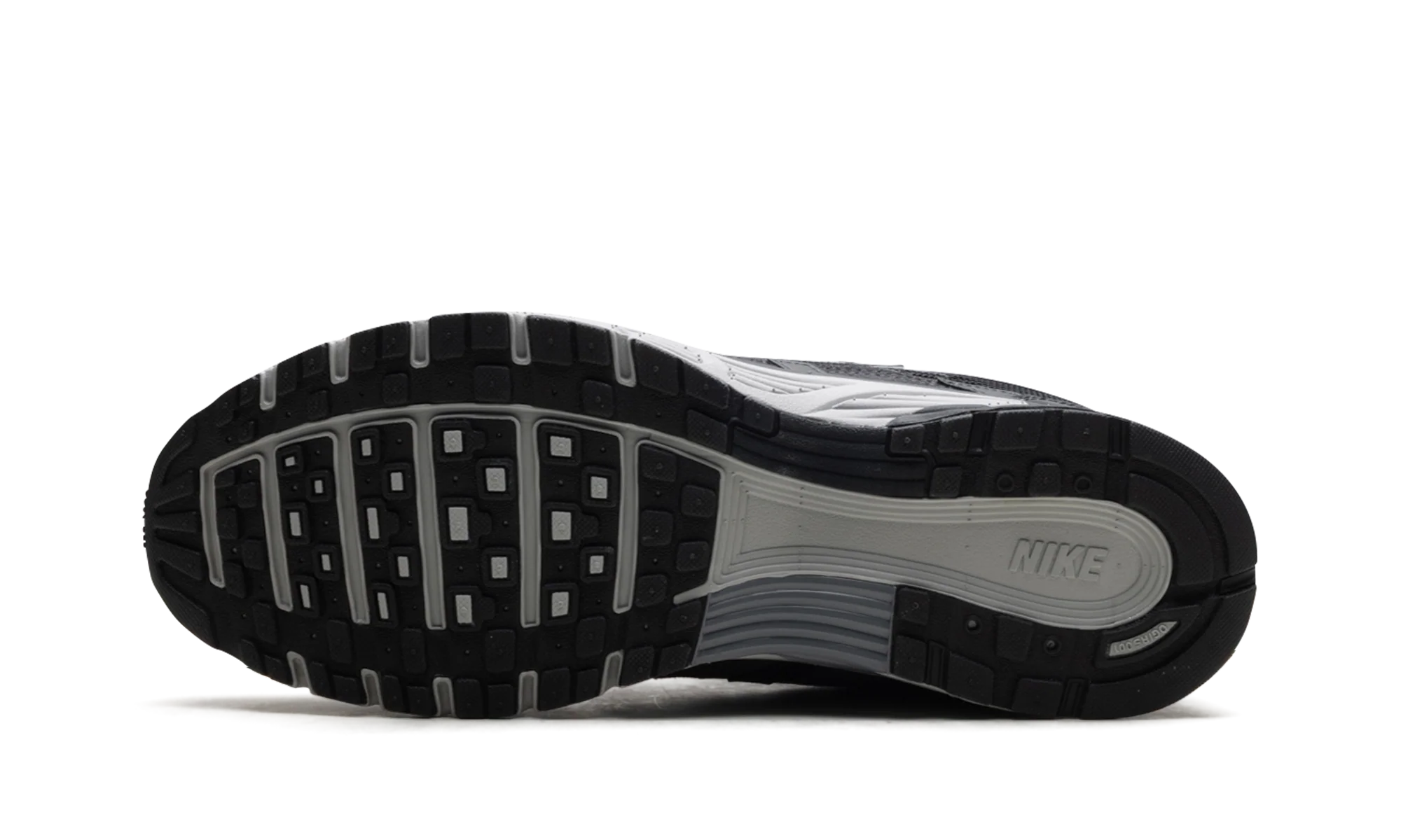 P-6000 "Anthracite Smoke Grey" HQ3818 001