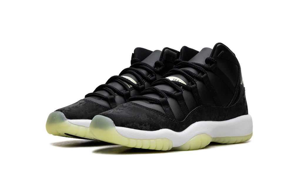 Air Jordan 11 GS "Barely Volt" IB1378 001