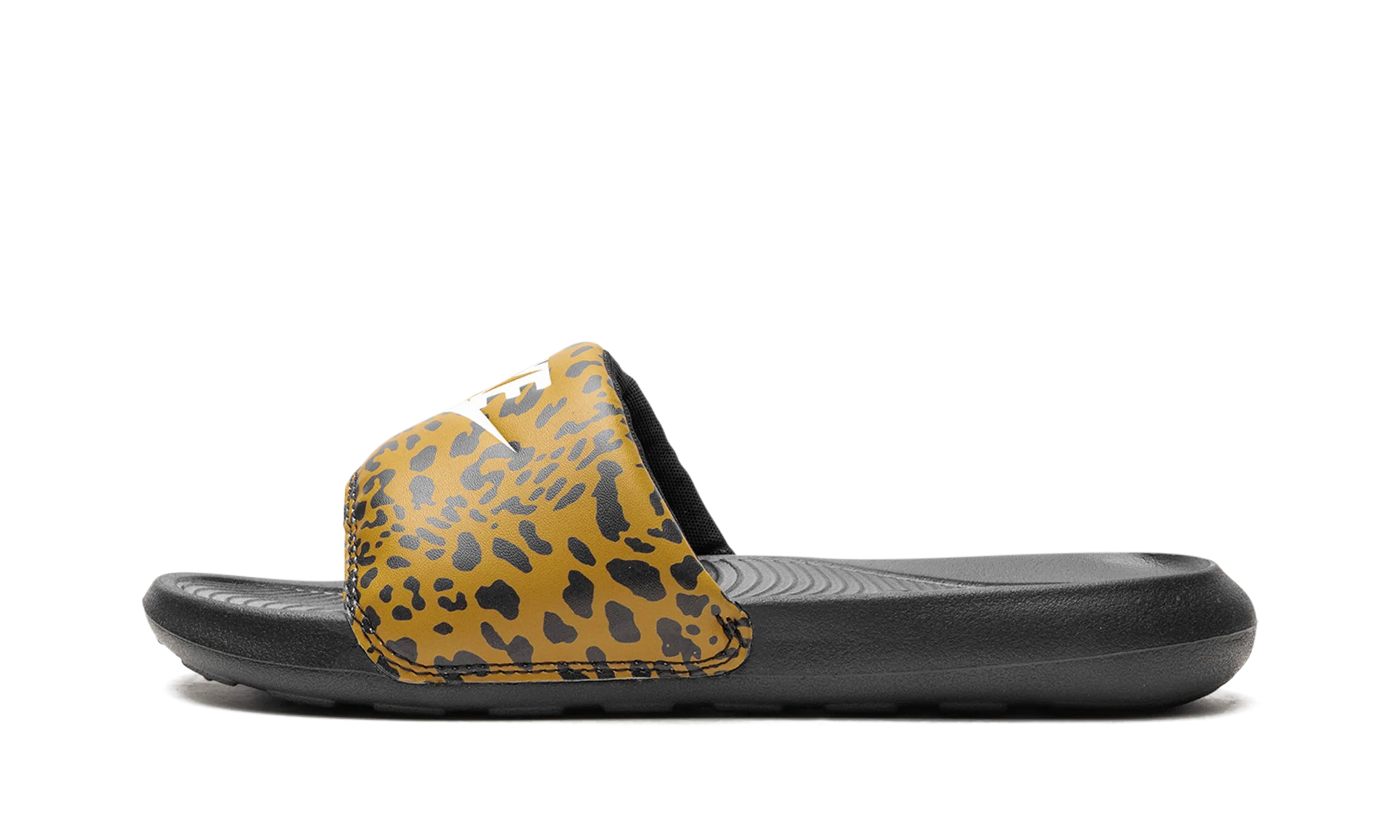 VICTORI ONE MNS WMNS "Cheetah Print" CN9676 700
