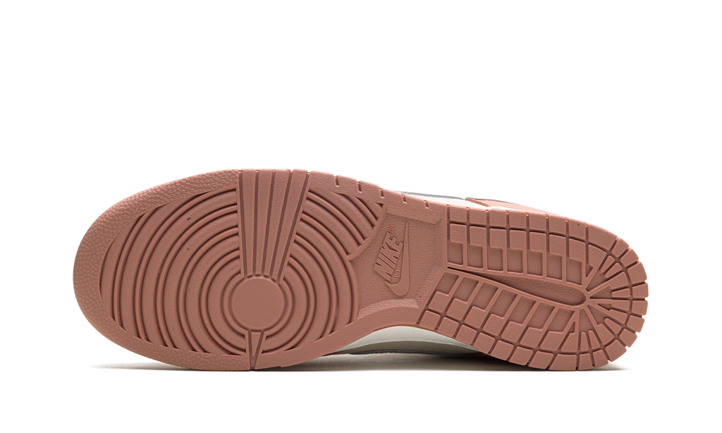 Dunk Low "Red Stardust" FB8895 601