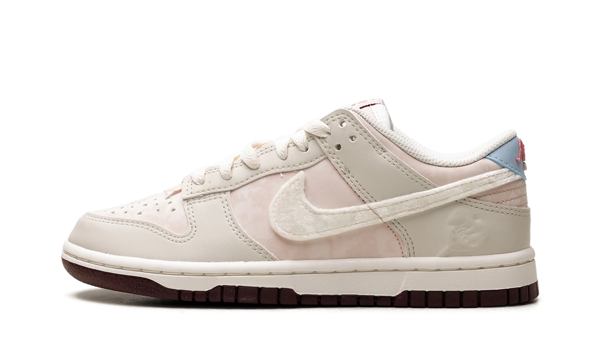 Nike Dunk Low WMNS "Valentine's Day" IQ1145 610