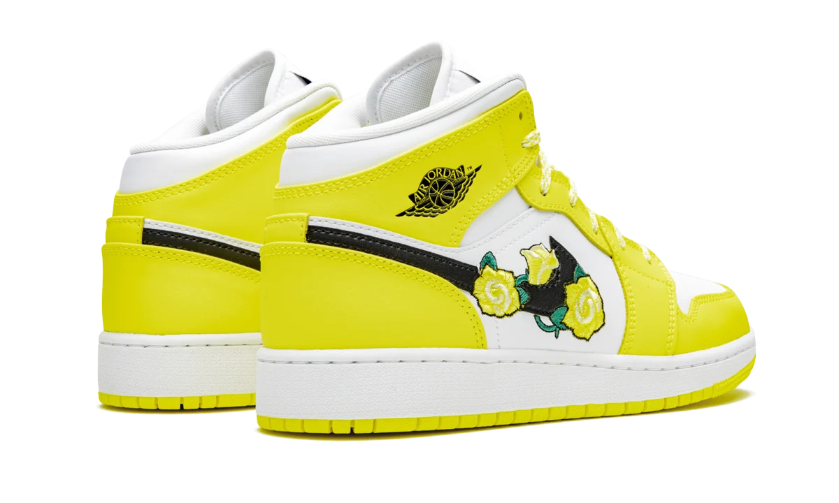 Air Jordan 1 Mid GS "Dynamic Yellow" AV5174 700