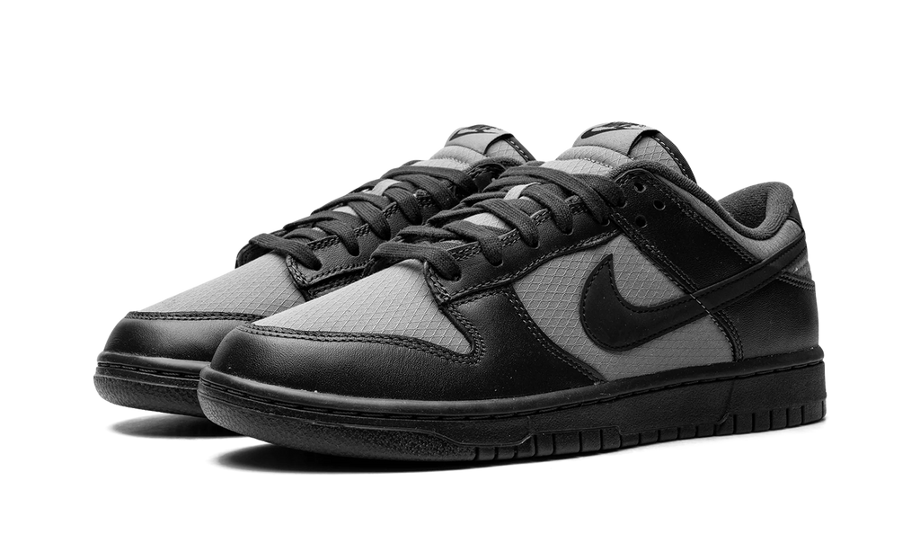 Dunk Low Retro SE "Off Noir Smoke Grey" FZ3052 001