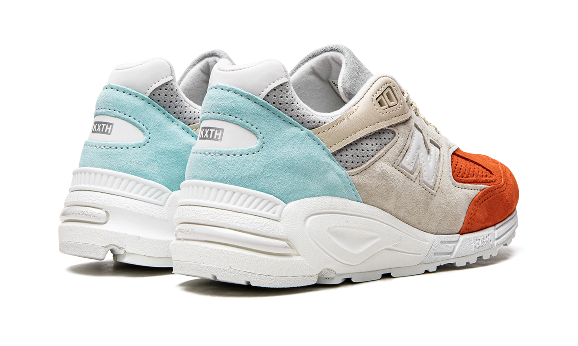 990 v2 "Kith Cyclades" M990KC2