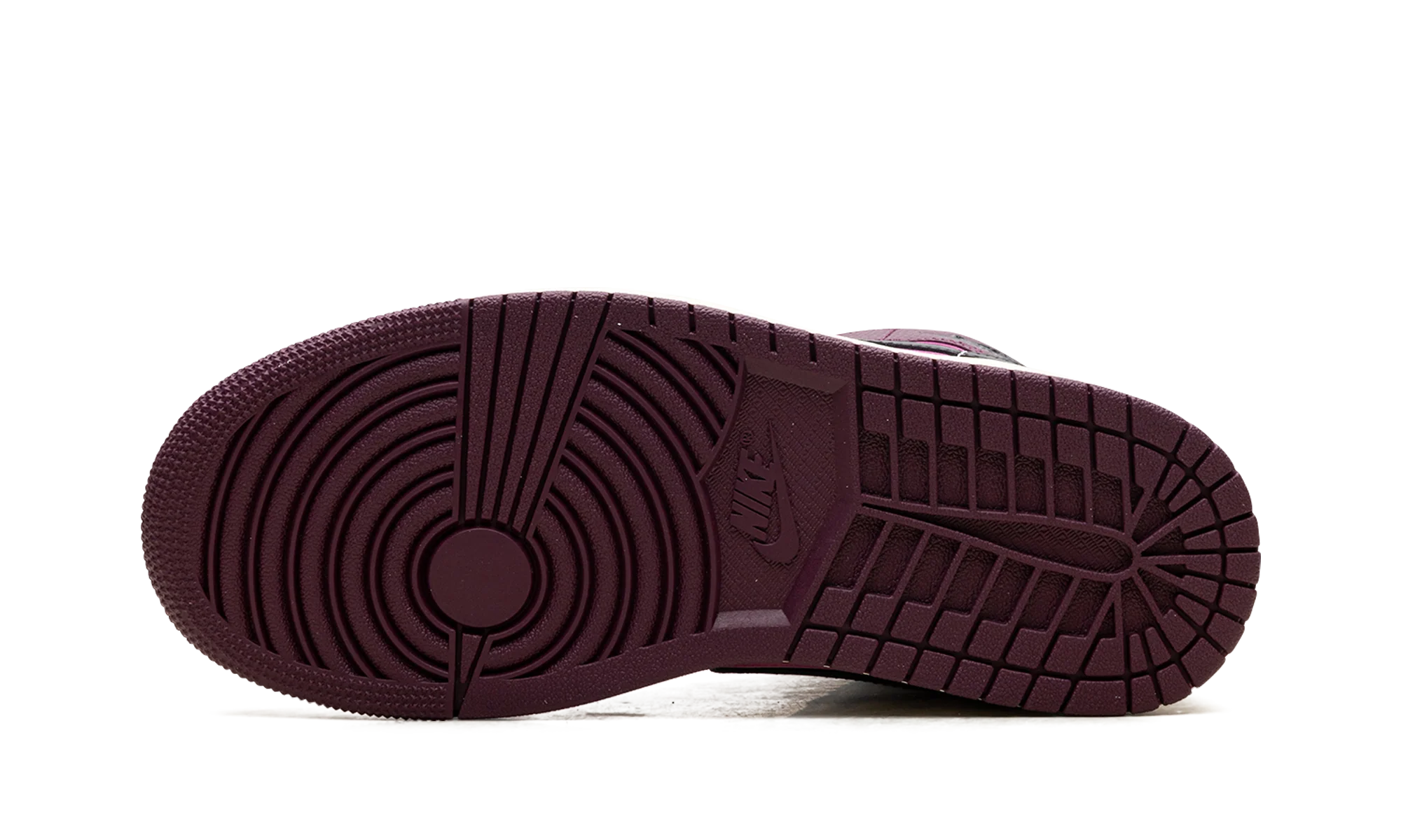 Air Jordan 1 "Bordeaux" FQ7818 101