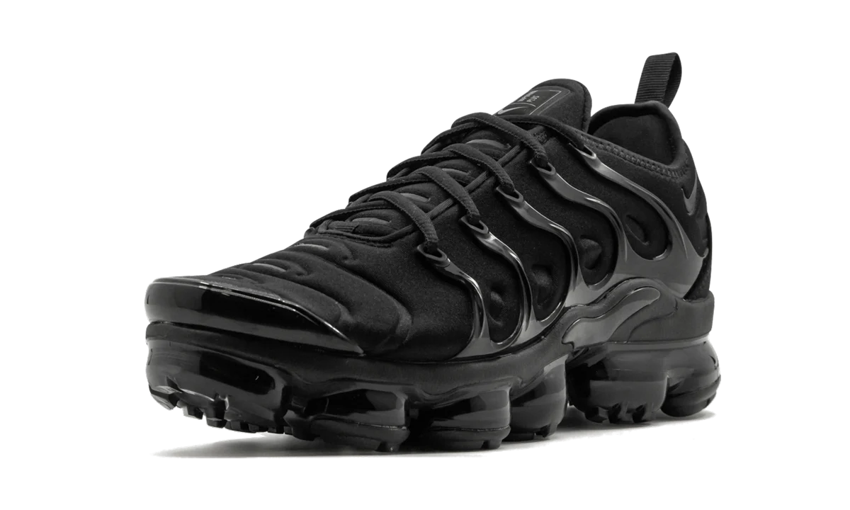Air Vapormax Plus "Triple Black" 924453 004