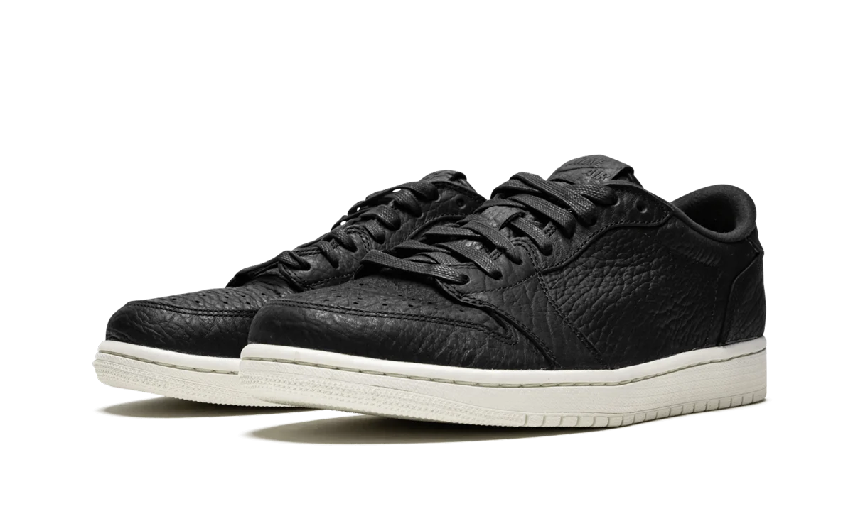 Air Jordan 1 Low Swooshless "Black" 848775 005