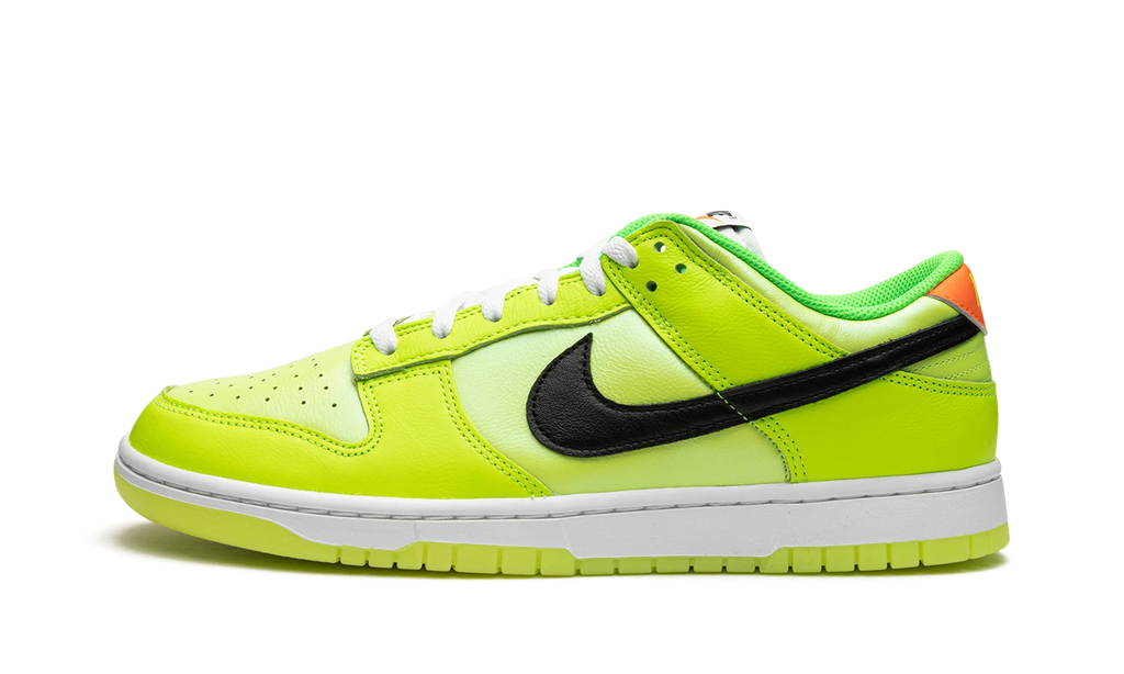 Dunk Low "Glow in the Dark" FJ4610 702