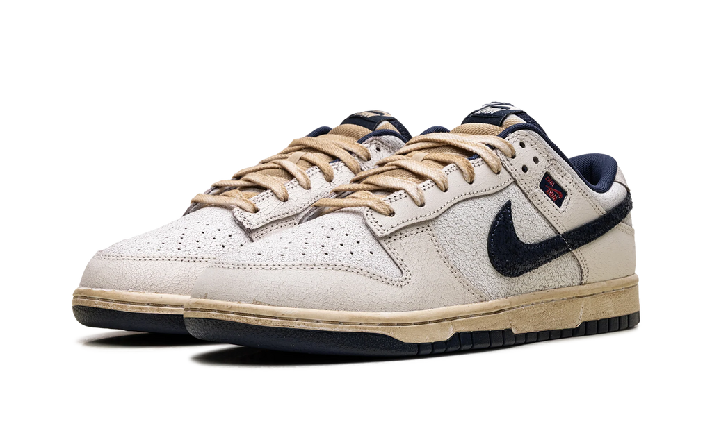 Dunk Low "Stranger Things Phantom" IH6766 001
