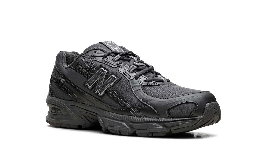 740 "Castlerock Silver Metallic" U740SS2