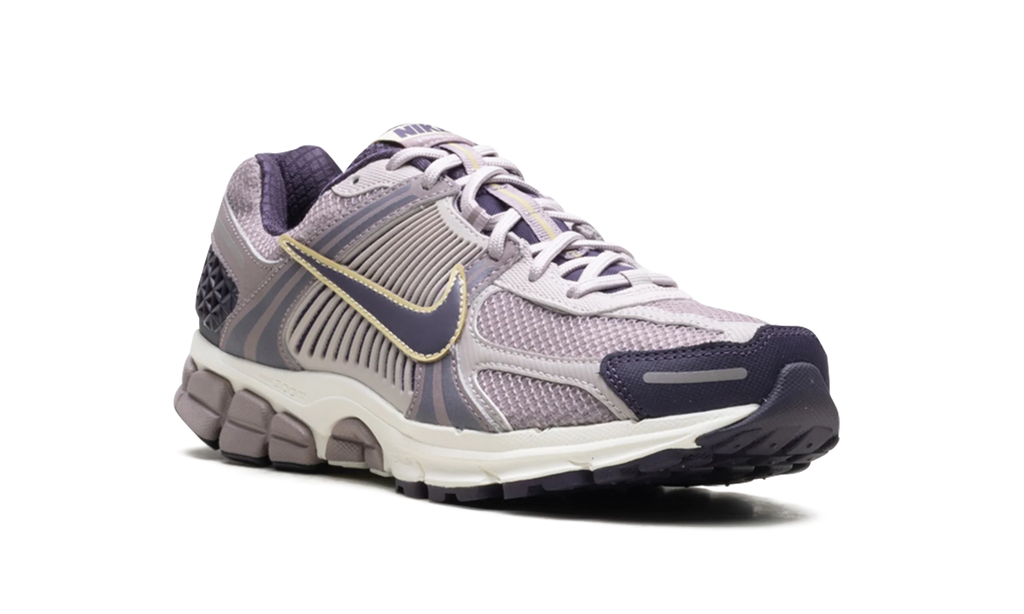 Zoom Vomero 5 "Platinum Violet" HQ3643 019