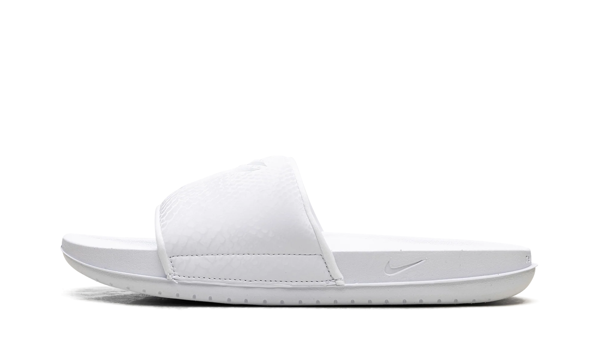 Kobe Offcourt Slide "Triple White" IF2870 100