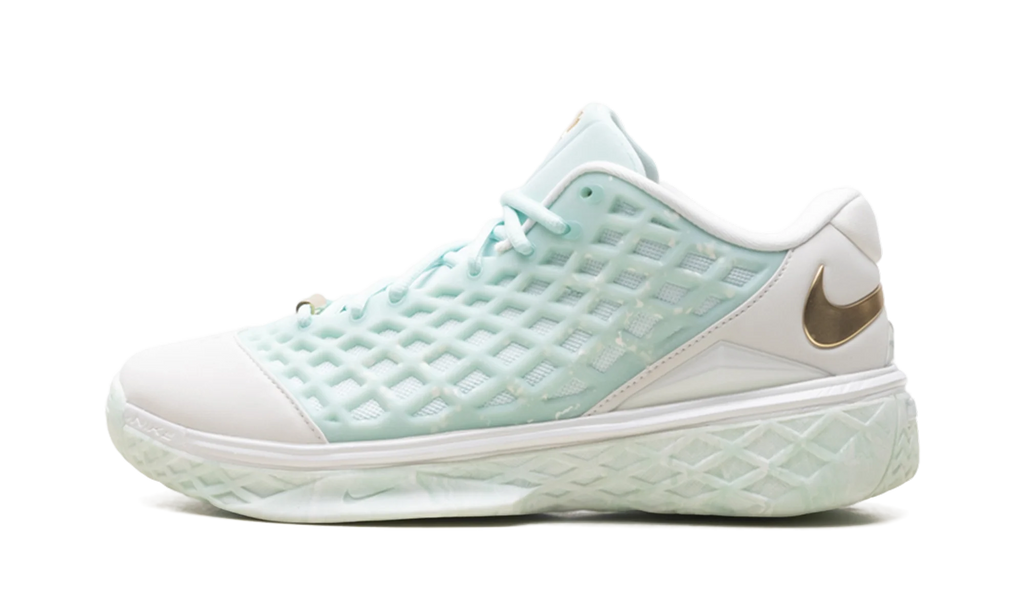 Kobe 3 Low Protro "CHBL" IX2017 100