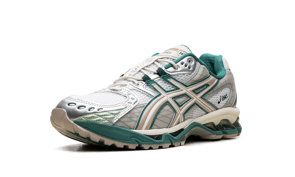 GEL-Nimbus 10.1 "White/Rainy Lake" 1203A543 102