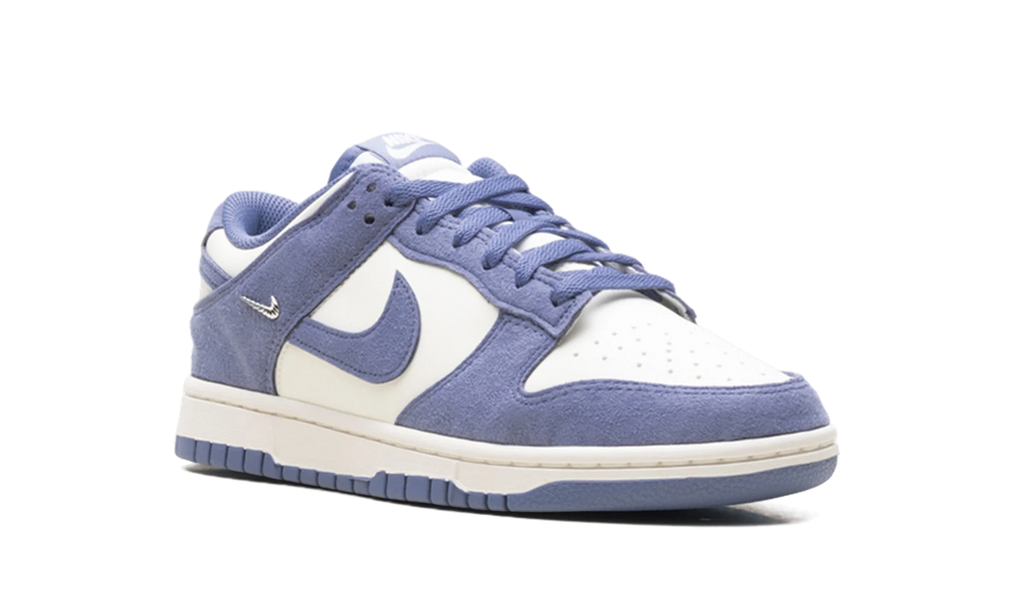 Dunk Low WMNS "World Indigo Mini Swoosh" IB4417 103