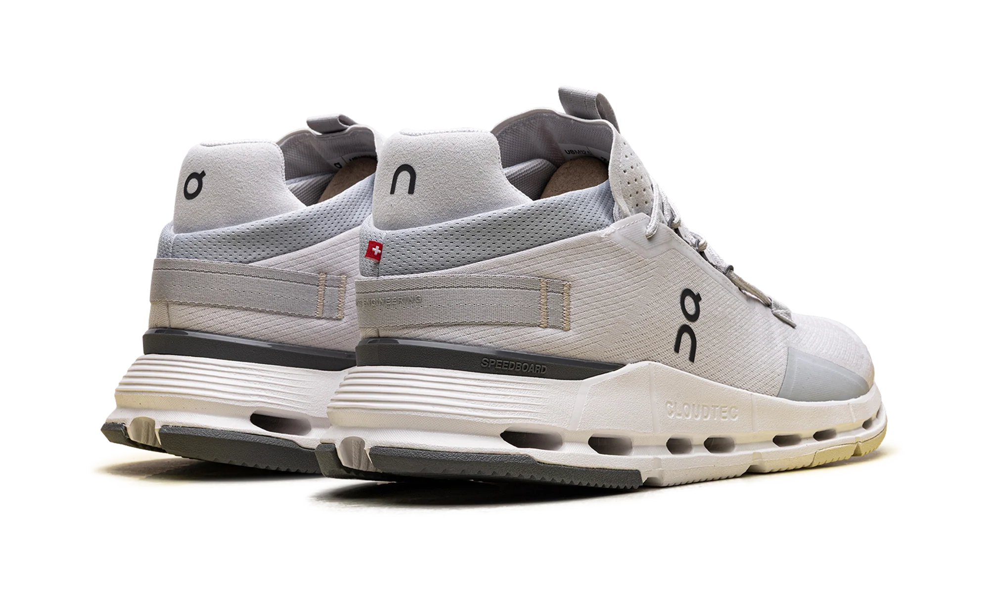 On Cloudnova 2 "Frost Cream" 3ME30212202