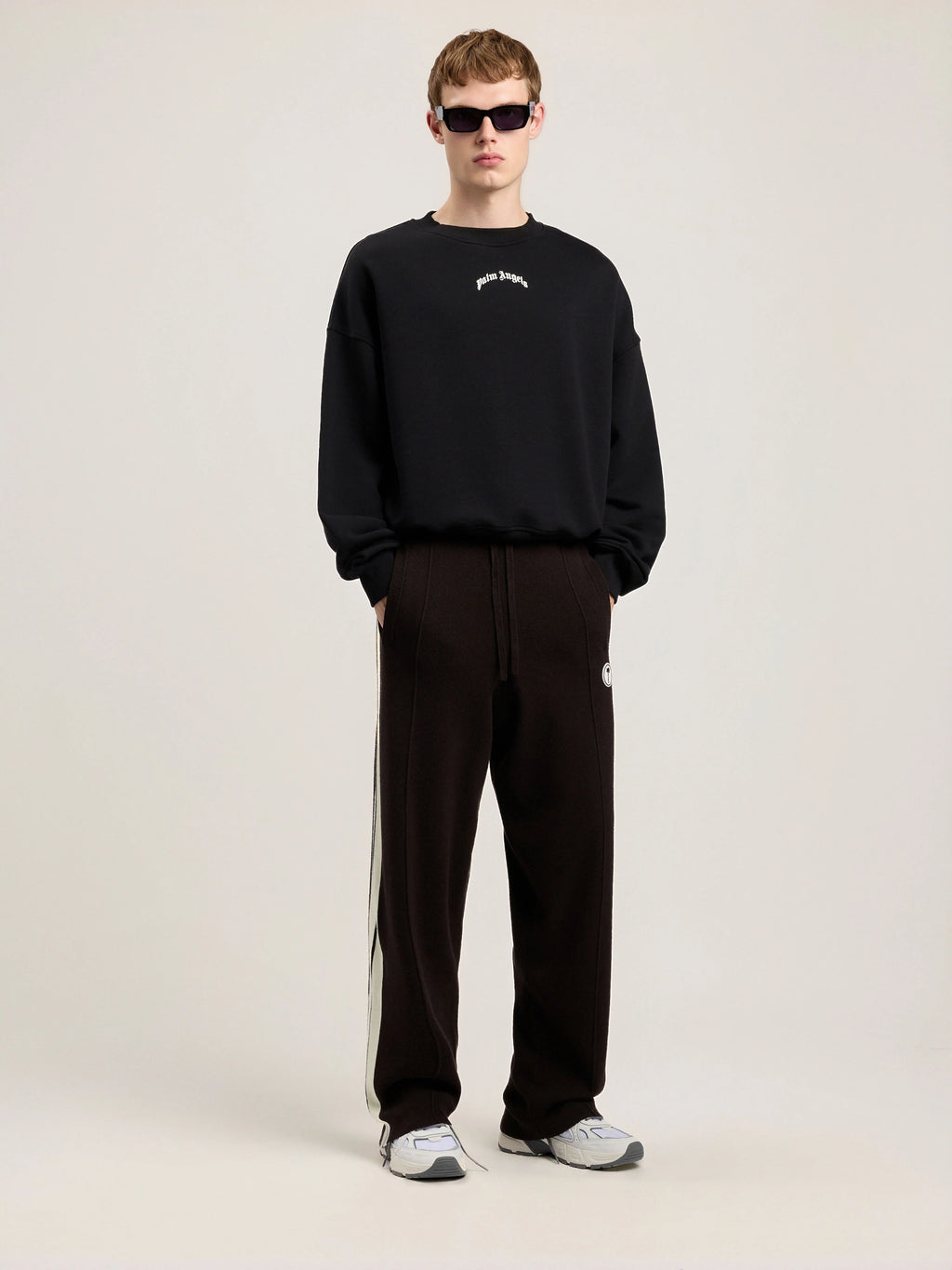 Back Curved Logo Loose Sweatshirt