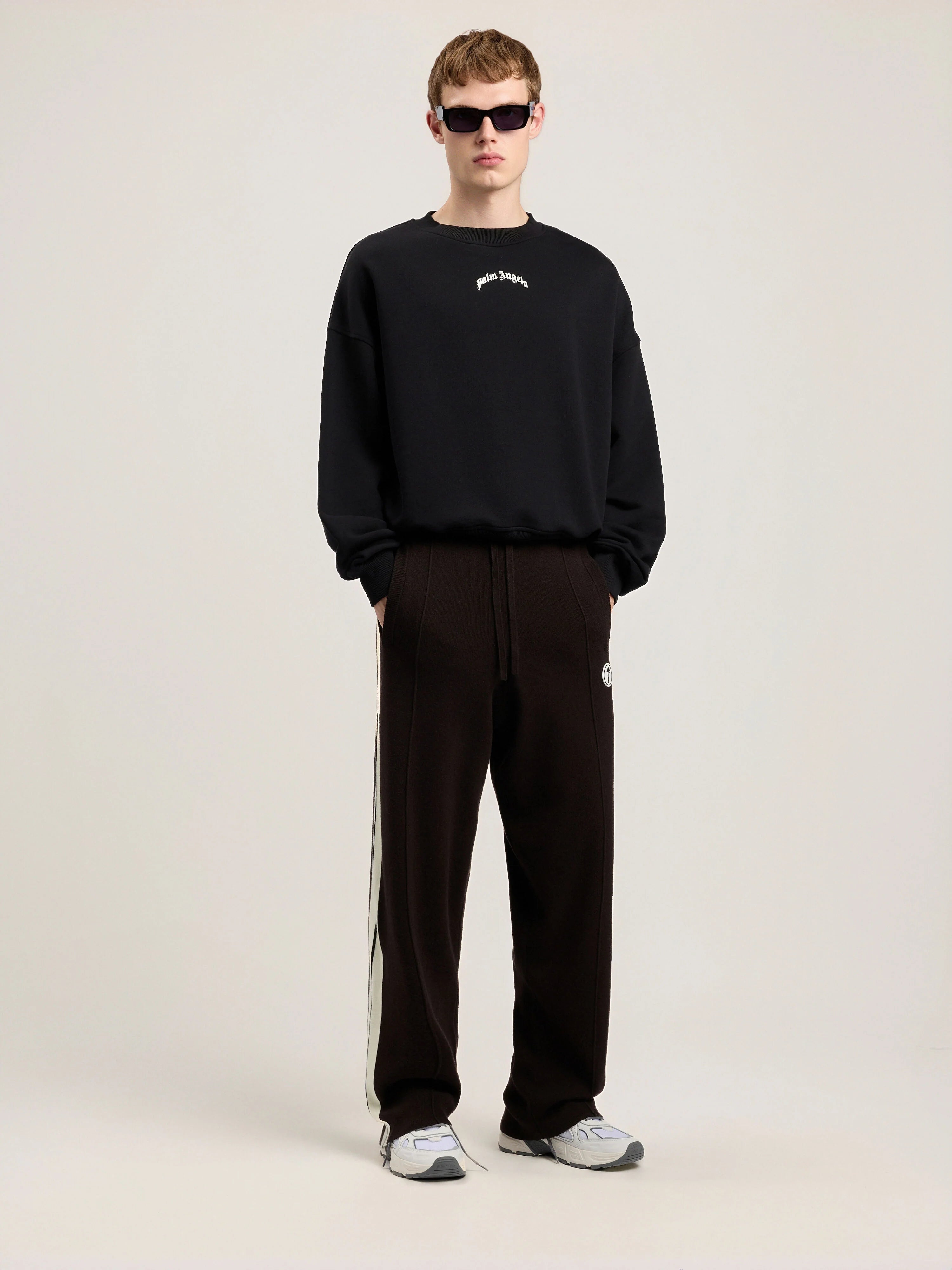 Back Curved Logo Loose Sweatshirt