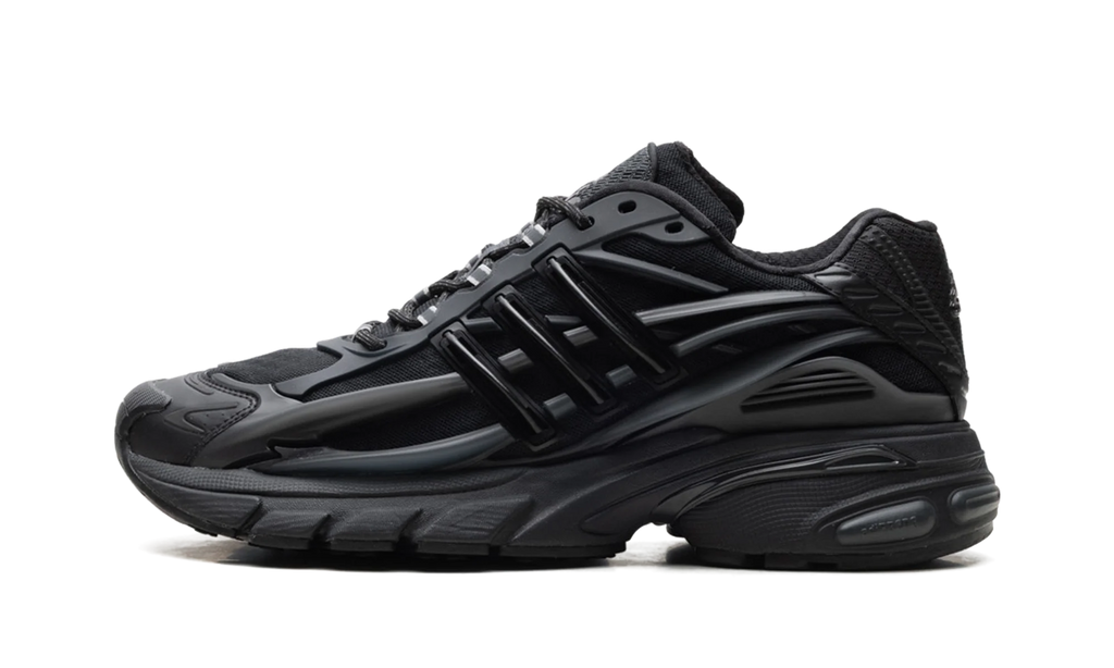 Adistar Jellyfish "Pharrell Williams - Triple Black" KJ3841