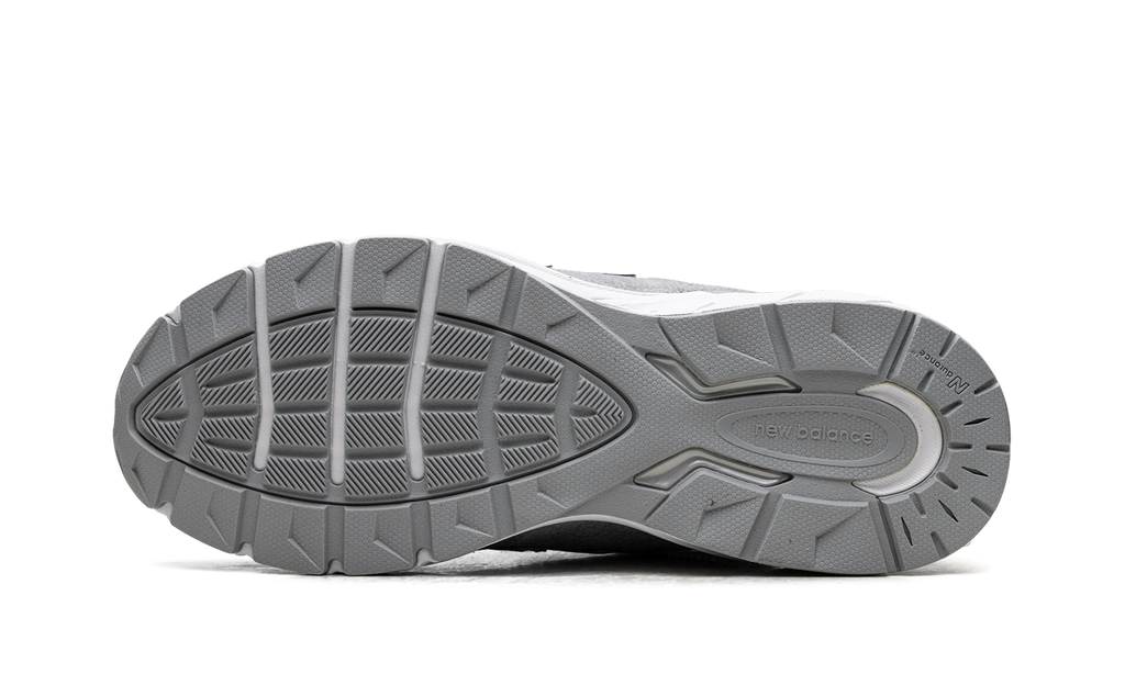 990v5 "Grey White" M990JS5